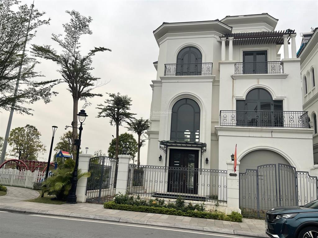 Song lập góc ngọc trai 7 view công viên, hai mặt đường trước sau, 220m2, chỉ 24,5 tỷ