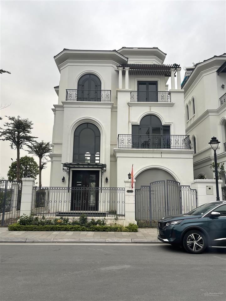 Song lập góc ngọc trai 7 view công viên, hai mặt đường trước sau, 220m2, chỉ 24,5 tỷ