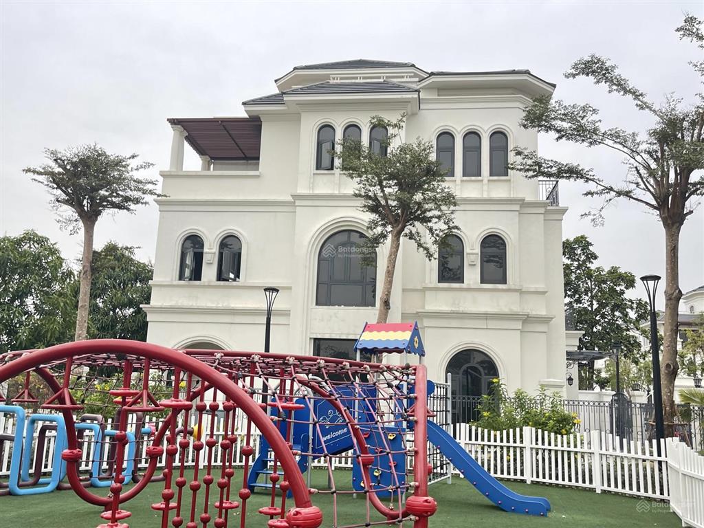 Song lập góc ngọc trai 7 view công viên, hai mặt đường trước sau, 220m2, chỉ 24,5 tỷ