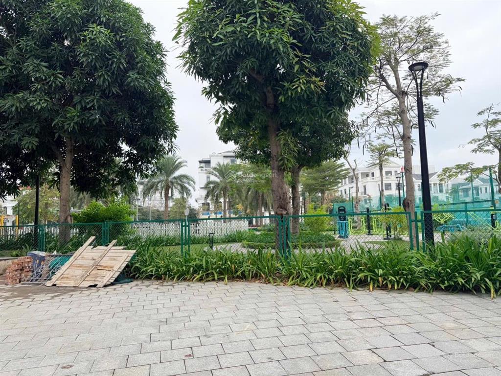 Cần tiền trả vũ yên bán gấp marina 120m2, thang máy, chỉ 10,5 tỷ cần bán gấp