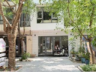 Cần bán liền kề 105m2 1c ecopark spring valley view công viên, giá 17,5 tỷ.  0932 560 ***