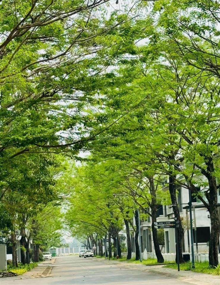 Bán nhà phố thuỷ nguyên ecopark, 100m2, sổ đỏ. giá bán 20 tỷ.  0932 560 ***