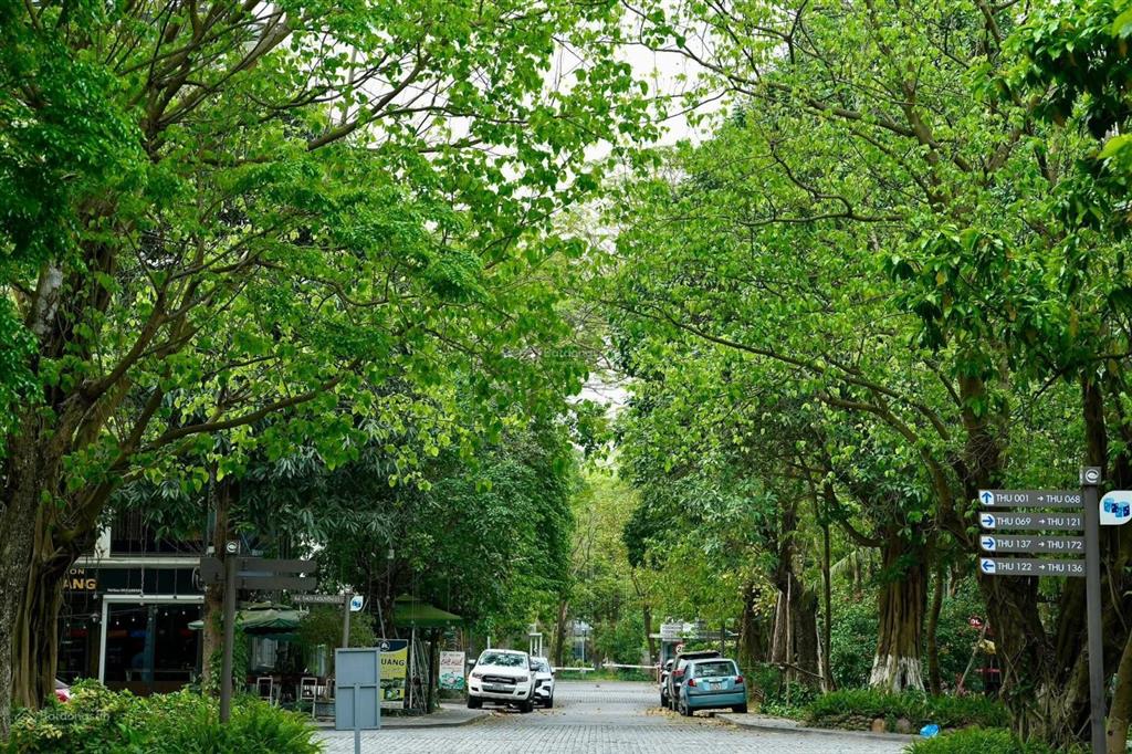 Bán nhà phố thuỷ nguyên ecopark, 100m2, sổ đỏ. giá bán 20 tỷ.  0932 560 ***