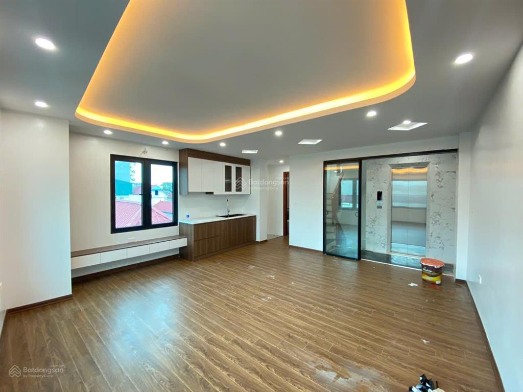 Bán nhà ngõ phố hoàng hoa thám, ba đình 38m2 xây 6 tầng thang máy, ô tô 7 chỗ đỗ cửa giá 10.5 tỷ