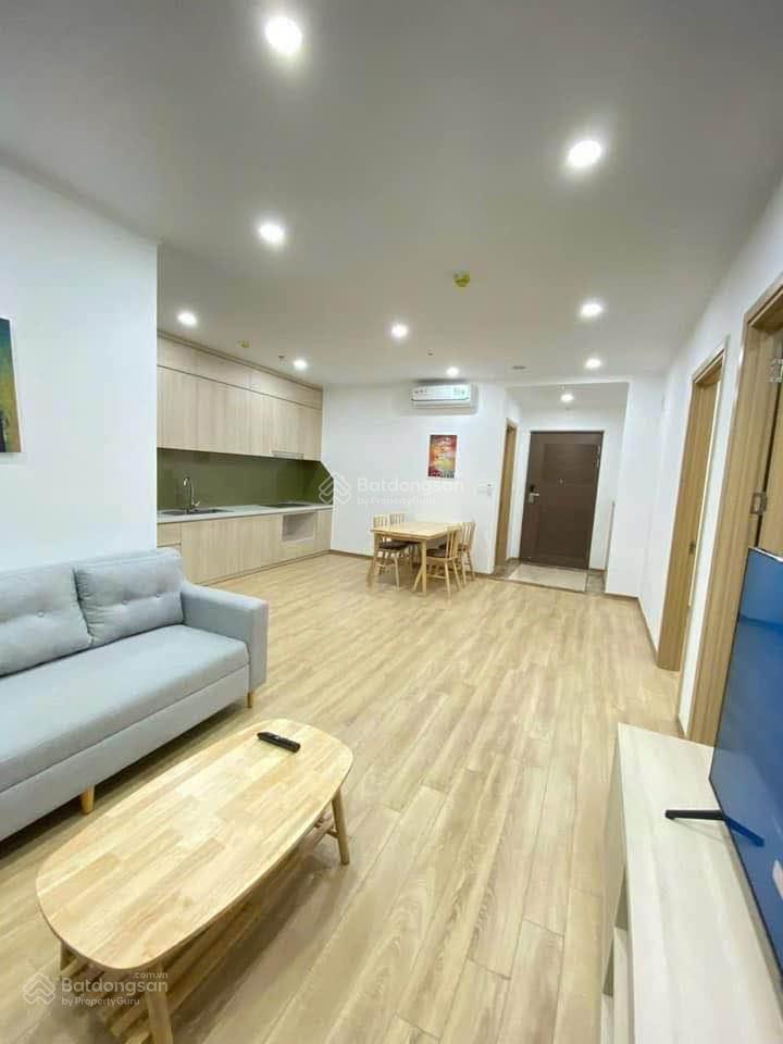 Bán căn hộ 2pn giá 5.5 tỷ phố trần đăng ninh, cầu giấy.  an minh 0989 740 ***