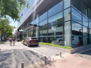Cho thuê mặt bằng tầng 1  99 võ chí công ,tây hồ 850 mt 45m phù hợp làm showroom , phòng khám