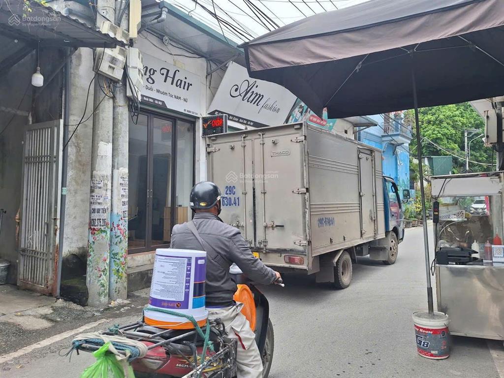 Bán mảnh thổ cư 41m2, cách trục chính có chợ và buôn bán sầm uất chỉ 20m tại cao trung, hoài đức