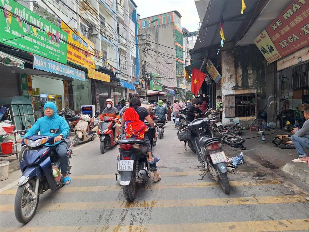 Dành cho nhà đầu tư chính chủ bán căn dòng tiền á hậu hiện đại, hợp lý, 45m2x4,5 tầng tt trạm trôi