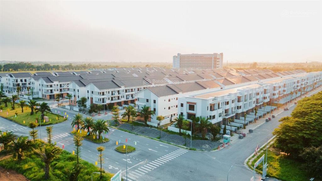 Mở bán centa riverside quỹ căn biệt thự cuối cùng giáp hà nội cách hồ gươm 12km. giá chỉ từ 58tr/m2