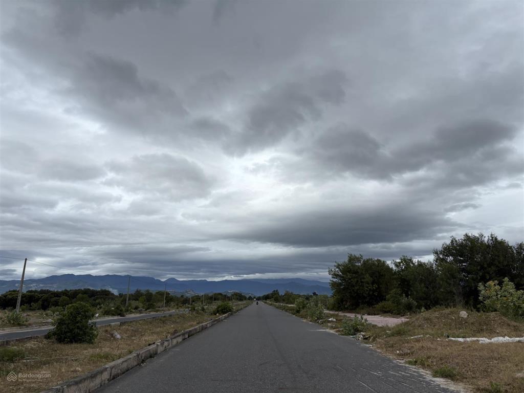 Chính chủ bán đất 140m tổ dân phố hoà do 6a, cam phúc bắc, cam ranh, khánh hoà.  0989 334 ***