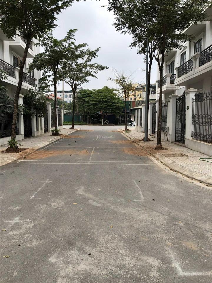 Quỹ lô liền kề biệt thự hacinco đại kim cần bán gấp, ngoại giao, sẵn sổ giao dịch, 0977 917 ***