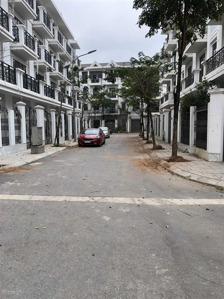 Quỹ lô liền kề biệt thự hacinco đại kim cần bán gấp, ngoại giao, sẵn sổ giao dịch, 0977 917 ***