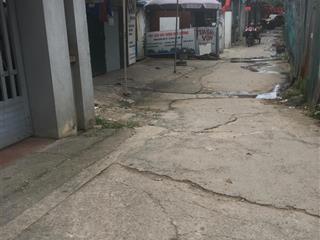 Chính chủ cần bán 39m đất ngoại giao đoàn xe ô tô 7 chỗ tránh xe máy.