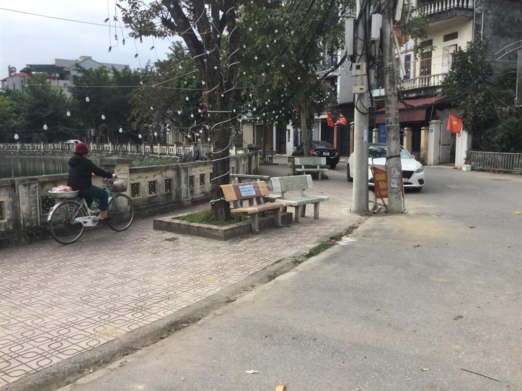 Bán nhà liền kề thuỵ phương 52m2 đường nhựa 7m tiện kinh doanh.