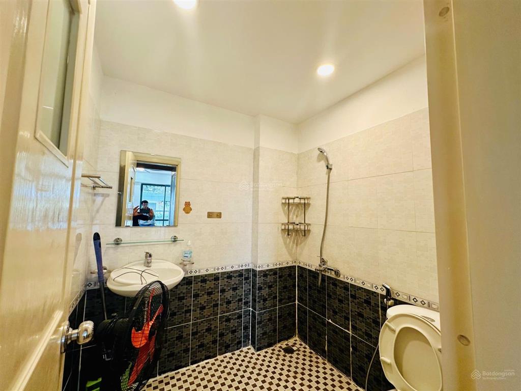 Chính chủ cần bán căn hộ tầng 10 toà nhà thăng long victory 87m ful đồ