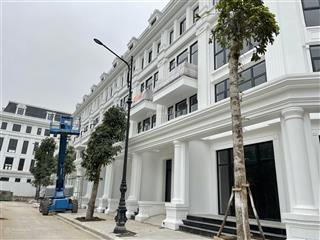 Cần bán căn louis city hoàng mai diện tích 93m2 đường 12m view đẹp, giá tốt nhất thị trường