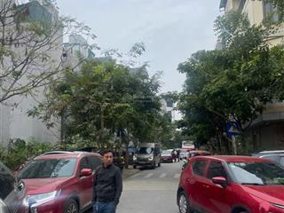 Chủ cần bán gấp nhà phân lô tu hoàng gần trường liên cấp phenikaa 80m2x5t thang máy giá 16 tỷ