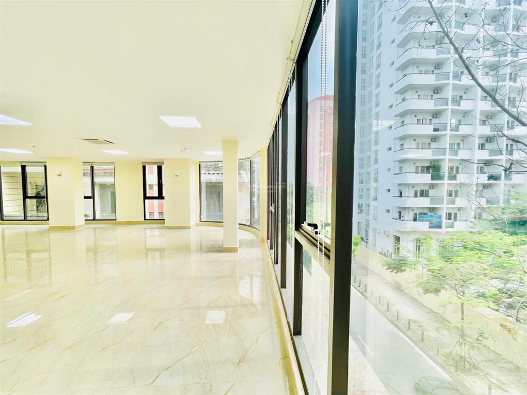 Chính chủ cho thuê văn phòng phố phạm tuấn tài 160m2 giá 31 triệu/thang