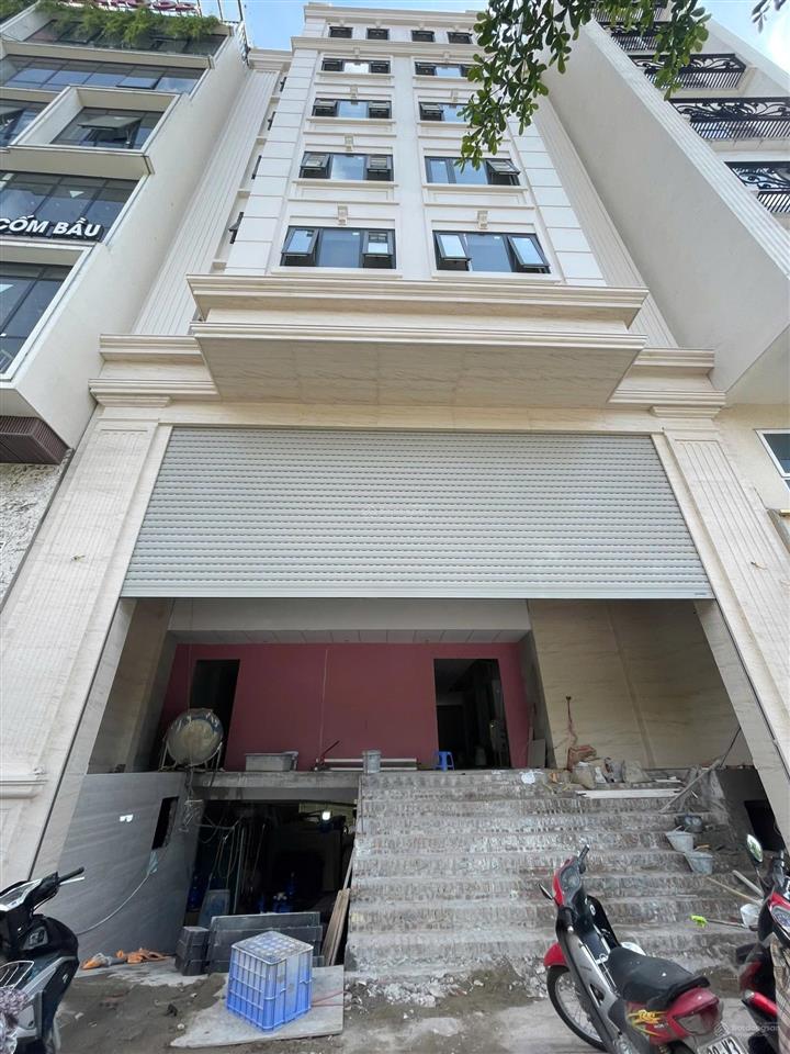  chính chủ cho thuê văn phòng tại tòa nhà văn phòng 9 tầng, 2 tầng hầm số 135 ô chợ dừa