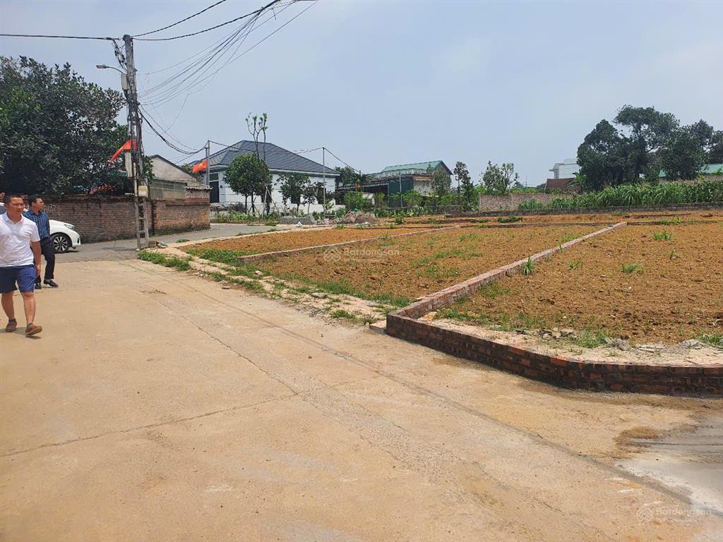 Cần bán gấp  lô góc 106m² full thổ cư  trung tâm thôn 3 phú cát  đường ô tô tránh  giá cực tốt