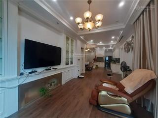 Bán gấp căn hộ chung cư trung yên plaza, 9 tỷ, 112 m2, 2pn, 2wc, đầy đủ nội thất
