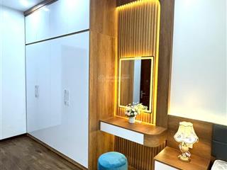 Bán căn hộ 3pn, 2wc, 90m2, chung cư vinata tower, giá 6,8 tỷ, có thương lượng