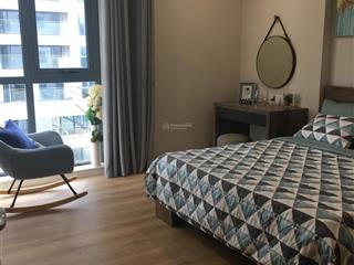 Bán gấp căn góc duy nhất 72m2, 2pn, 2wc tại cc rivera park hà nội, 6,9 tỷ, sổ đỏ chính chủ