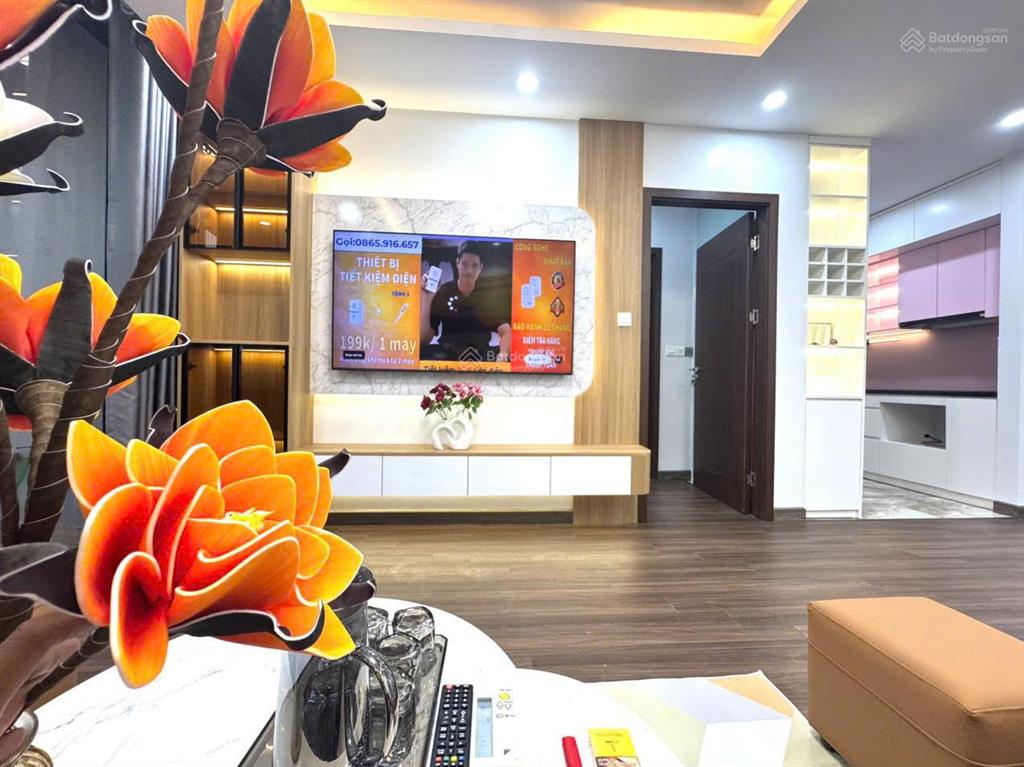 Bán căn hộ tòa 34t 3pn, 3wc, 160m2, 13 tỷ tại hoàng đạo thúy, trung hòa, cầu giấy, hà nội