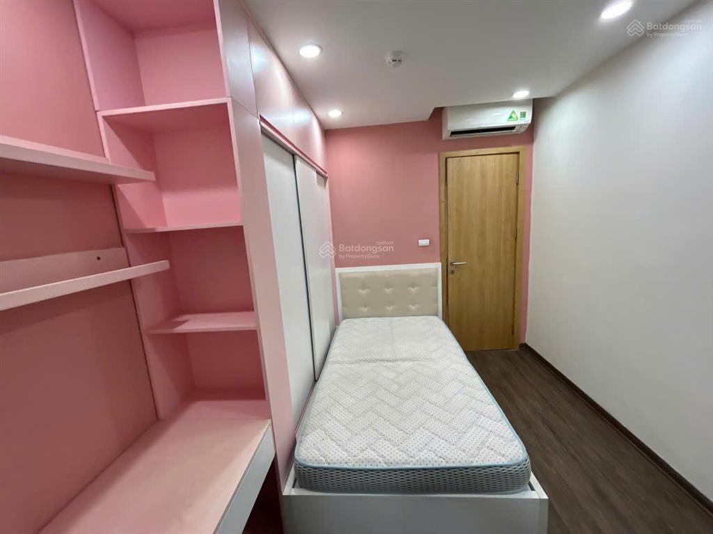 Chính chủ bán căn hộ 2 ngủ 2vs chung cư n04 trần duy hưng, 9,4 tỷ, 94 m2, slot oto vĩnh viễn