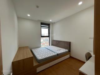 Chính chủ bán căn hộ 2 ngủ 2vs chung cư n04 trần duy hưng, 9,4 tỷ, 94 m2, slot oto vĩnh viễn