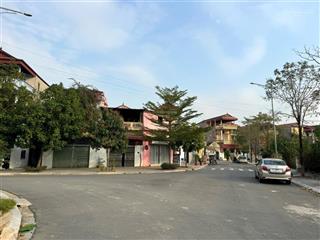 Chính chủ gửi bán liền kề aroma trang hạ, từ sơn  0989 868 ***