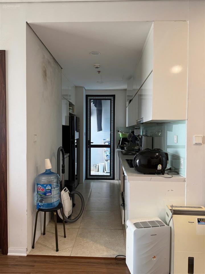 Bán căn chung cư bình minh garden tầng đẹp.
dt 95m2, 3pn giá tốt, bao sang tên