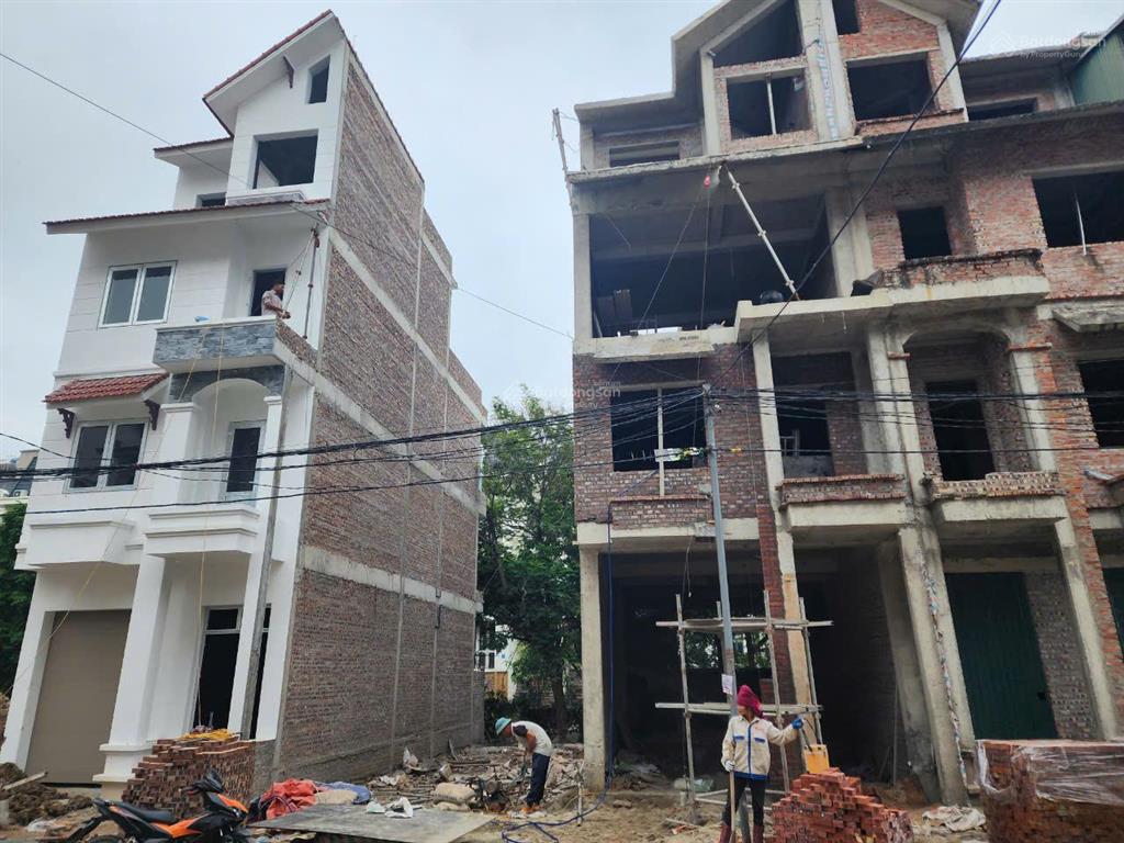 Văn phòng bds ngôi sao bán liền kề cienco 5, diện tích 75m²