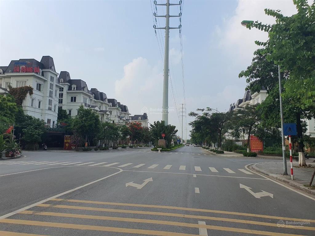 Bán gấp đất đấu giá 69m2 và 75.7 m2 sổ đỏ đường 33m khu lideco, hoài đức, hà nội.  0913 380 ***