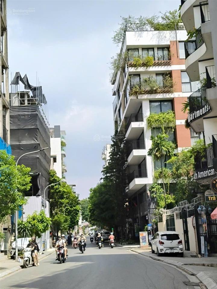 Bán đất diện tích 120m2 mặt tiền 6.5m vị trí hai mặt ngõ  tứ liên, tây hồ  hà nội