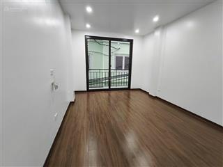 Cho thuê nhà 5 tầng có thang máy âu cơ, tây hồ, hà nội 0981 222 ***