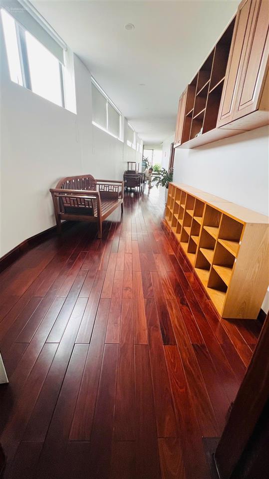 Bán tòa nhà 8 tầng diện tích 193m2 khu phố đường tây hồ quảng an tây hồ, hà nội  0981 222 ***