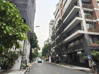 Bán toà nhà căn hộ cao cấp 8 tầng mặt phố tô ngọc vân quảng an tây hồ hà nội