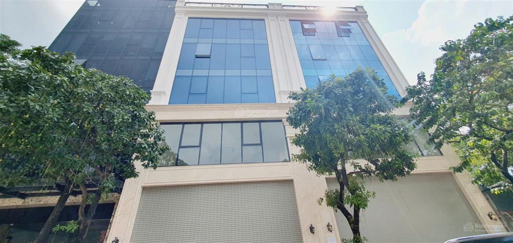 Bán toà nhà văn phòng mp vỉa hè  dt 160mx8t  mặt phố văn tiến dũng, view hồ đức diễn giá 77 tỷ
