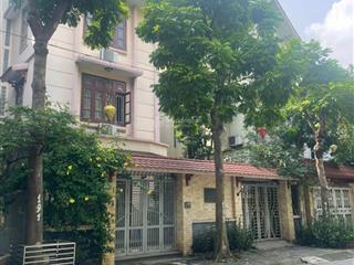 Bán biệt thự xa la 160m2x4t, cách phố hạnh hoa 50m, kinh doanh, giá 32 tỷ