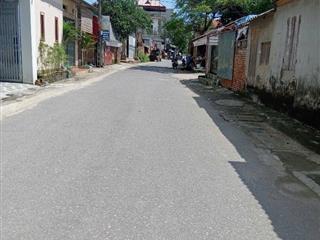 Bán 100m2 trục chính kinh doanh, Đông Yên _ Quốc Oai