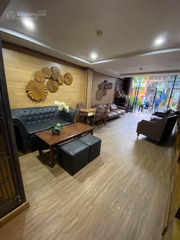 Cần bán nhà mặt phố ngô thì nhậm, dt 210m2, mt gần 8m, xây 5 tầng, giá 150 tỷ