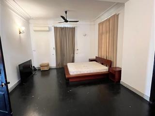 Cần bán nhà mặt phố nguyễn thái học, 38m2, mt 3,8m, xây 6,5 tầng thang máy