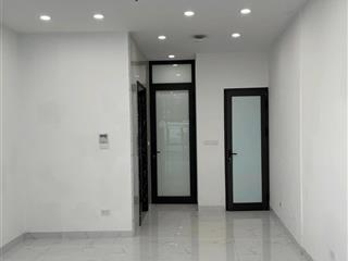 Bán nhà riêng 5 tầng dt 20m2 số 80 ngõ 90 nguyên khiết, sổ đỏ riêng, giá 4 tỷ