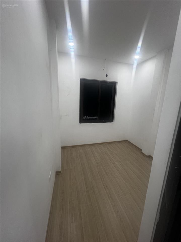 Bán nhà riêng 5 tầng dt 20m2 số 80 ngõ 90 nguyên khiết, sổ đỏ riêng, giá 4 tỷ