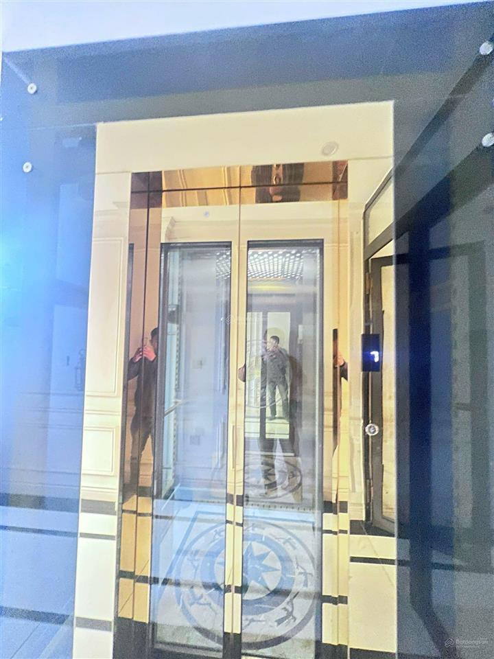 Nhà 8 tầng mặt phố nguyễn đình chiểu, dt 105m2, mt 9m vuông vắn, cạnh công viên, 0965 190 ***
