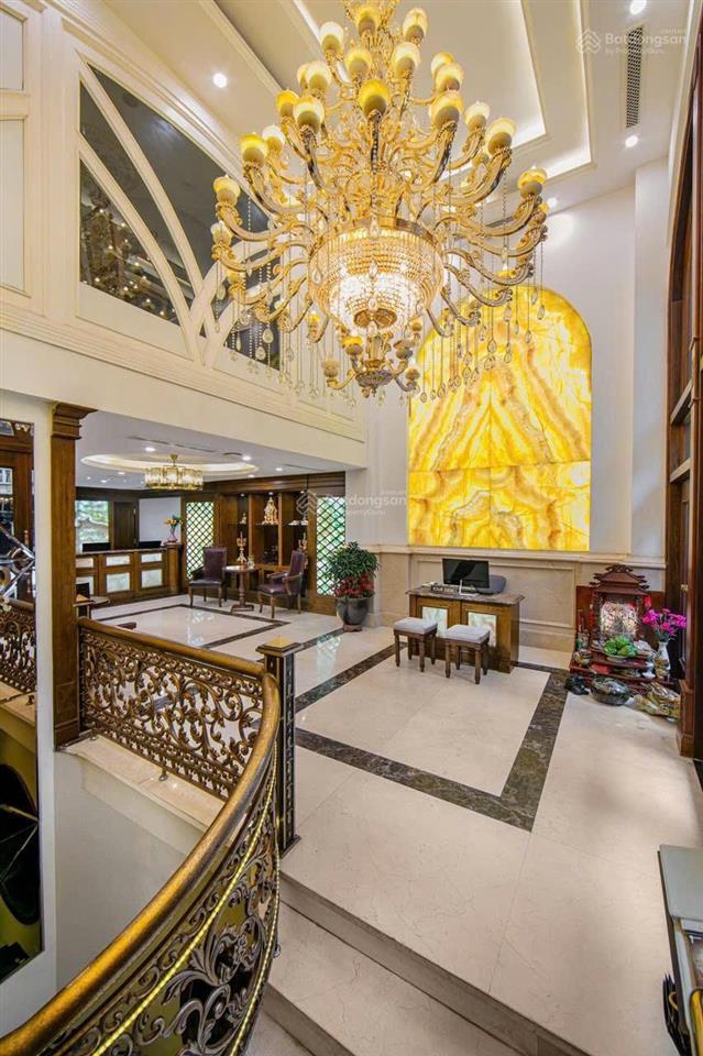 Cần bán tòa nhà 35 phòng khách sạn mặt phố bảo khánh, cạnh hồ gươm, tháp rùa,  0916 044 ***