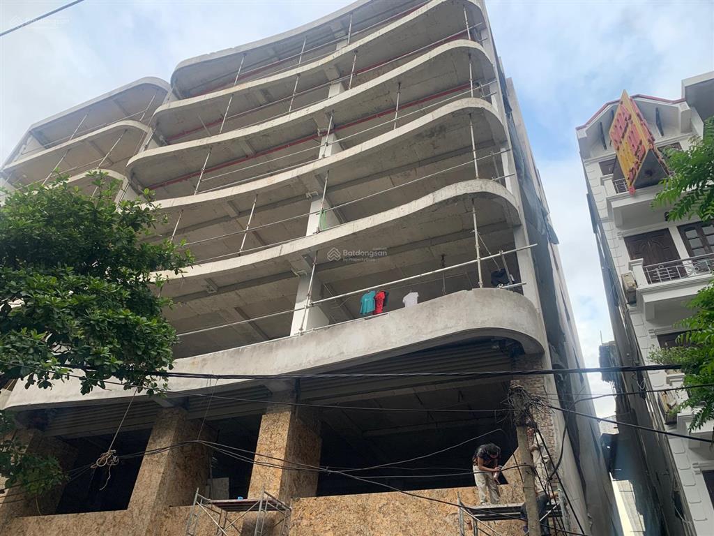 Bán nhà mặt phố hoàng ngân, dt 360m2, xây 9 tầng, 2 hầm, dt cho thuê 700tr/th, giá 355 tỷ