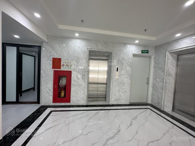 Chính chủ bán tòa nhà mặt phố 11 hàng chuối, dt 225m2, mt 10,5m, xây 10 tầng