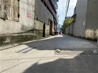 Đất đẹp đa tốn  bán 40m2 đất thổ cư có nhà c4, mt 4.3m nở hậu, ô tô vào nhà, chỉ 3.5 tỷ
